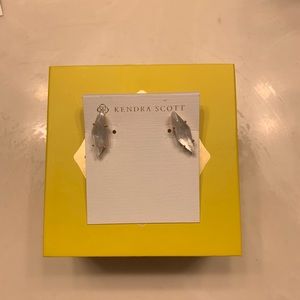 Rose gold  and MOP Kendra Scott Belinda